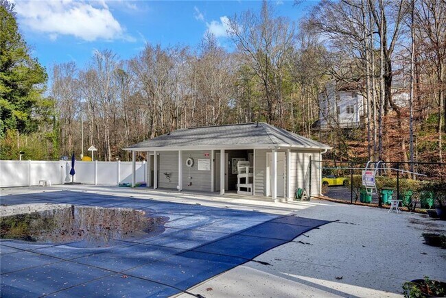 Building Photo - 3778 Rivaridge Dr