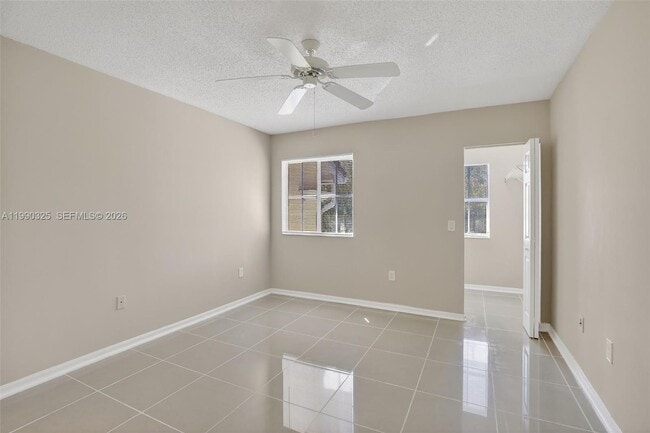 Building Photo - 2496 Centergate Dr