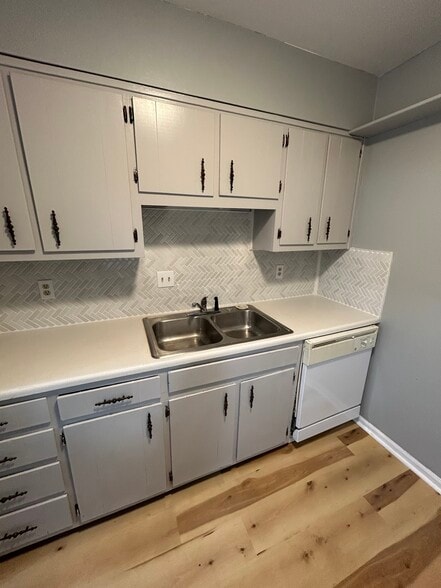 Kitchen - 3633 Cobble Mill Ln