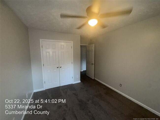 Building Photo - 5337 Miranda Dr