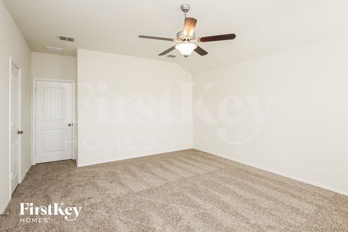 Building Photo - 529 Saguaro Dr