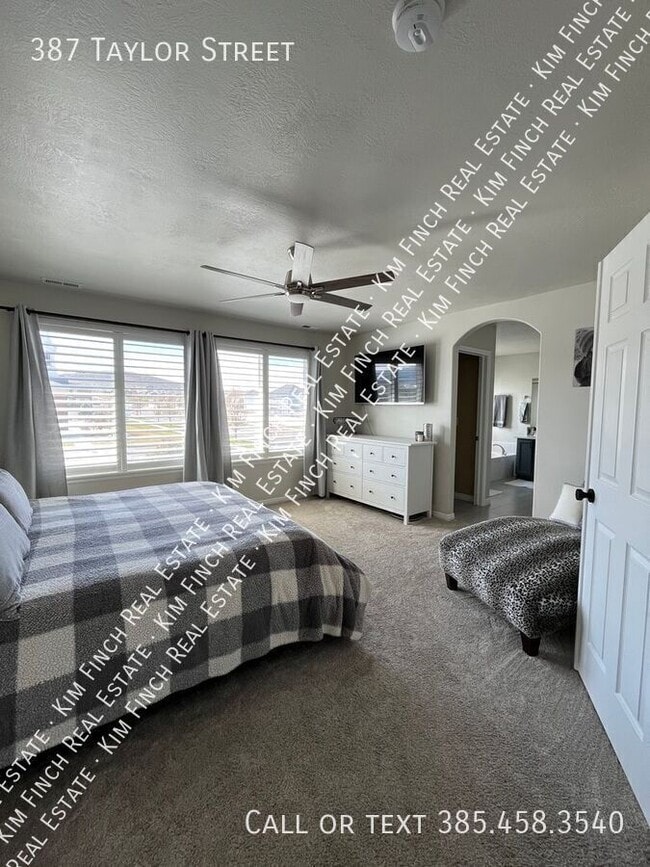 Building Photo - 387 Taylor St