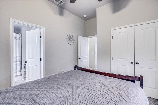Building Photo - 7809 Pavo Real St