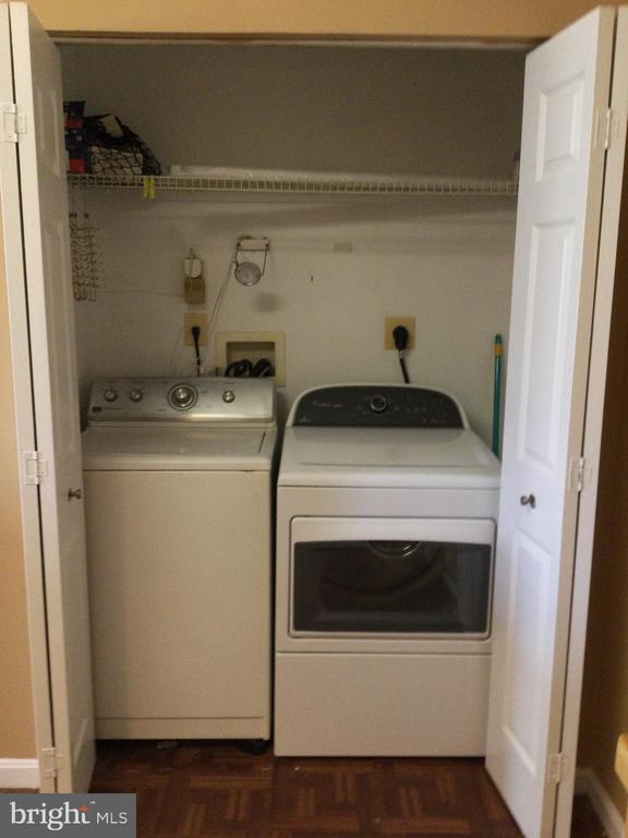 Building Photo - 7417 Hindon Cir