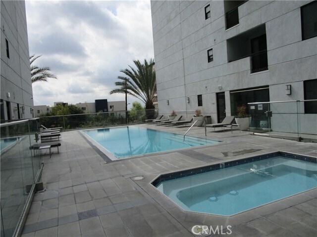 Building Photo - 1234 Wilshire Blvd