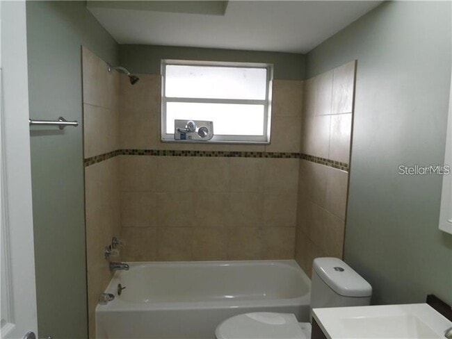 Building Photo - 7333 Sequoia Dr