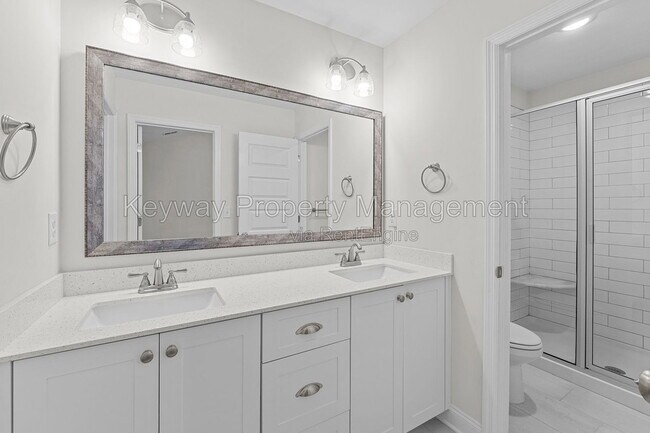 Building Photo - 315 Sumac Trail