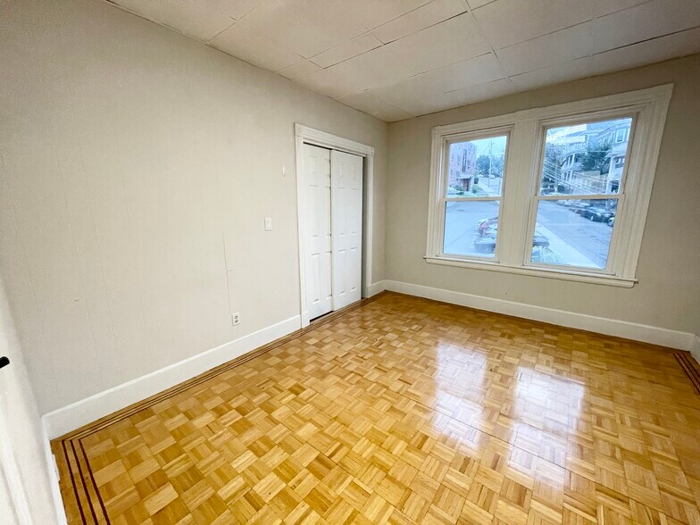 Building Photo - 76 Parker Hill Ave