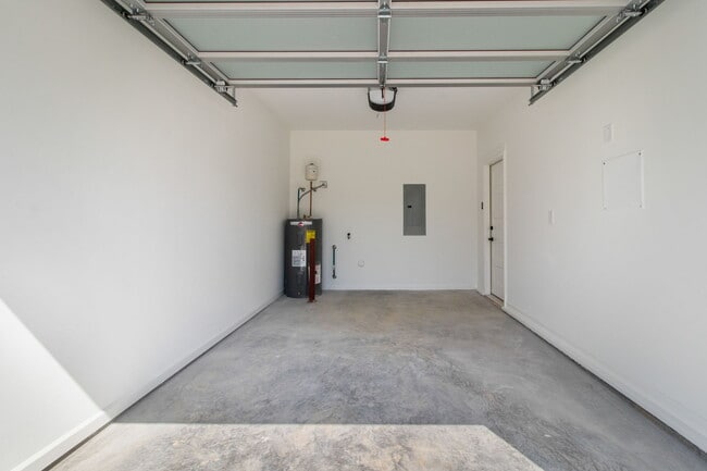 Building Photo - 117 Old Excell Rd