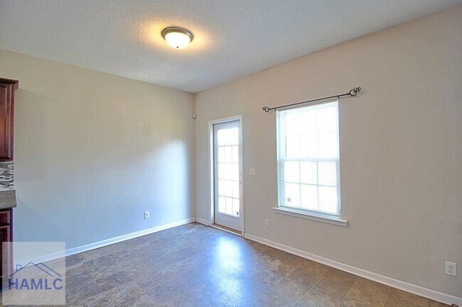 Building Photo - 1301 Windrow Dr