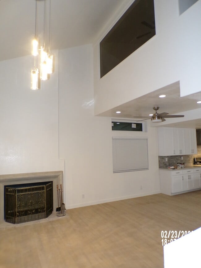 Building Photo - 1287 Marbella Ct