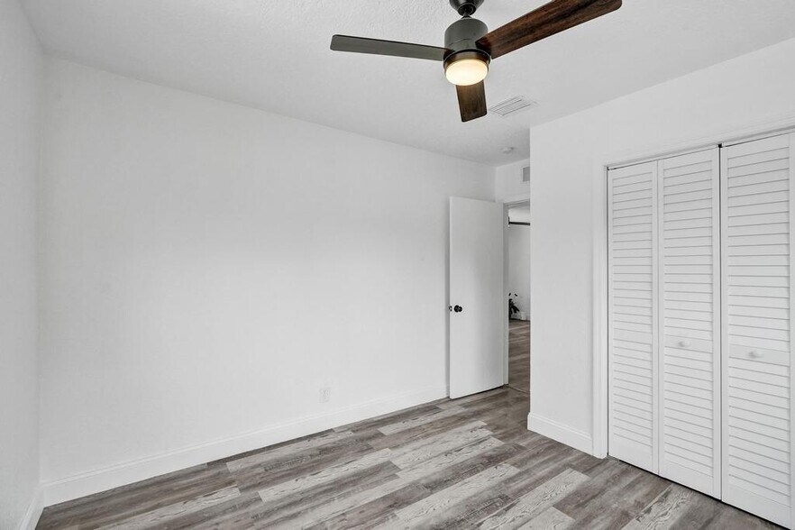 Building Photo - 1810 NW 9th St