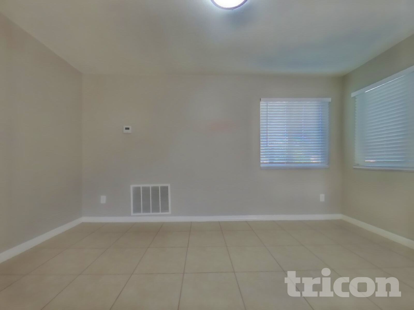 Building Photo - 3223 Lake Twylo Rd