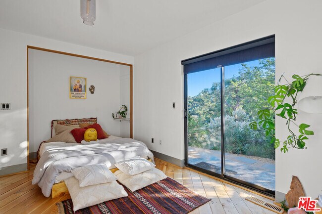 Building Photo - 20784 Medley Ln