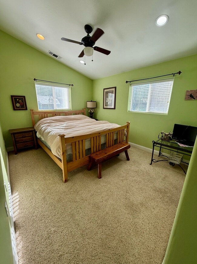 Building Photo - 14009 Bitney Springs Rd