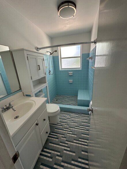 Building Photo - 8920 SW 149th Ter