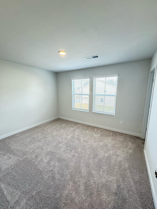 Building Photo - 2020 Underwood Dr