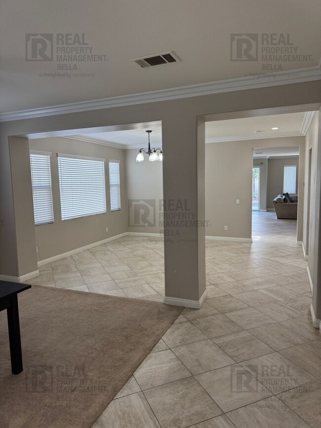 Building Photo - Gorgeous Murrieta Home with Main Floor Bedroom and Bathroom