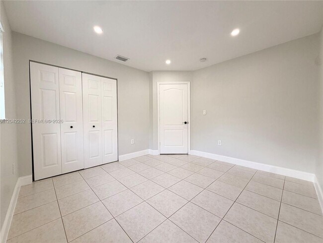 Building Photo - 11242 SW 244th Terrace