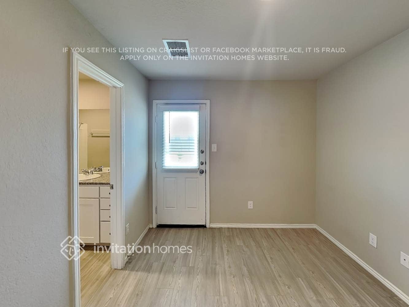 Building Photo - 7311 Alcazar Gate