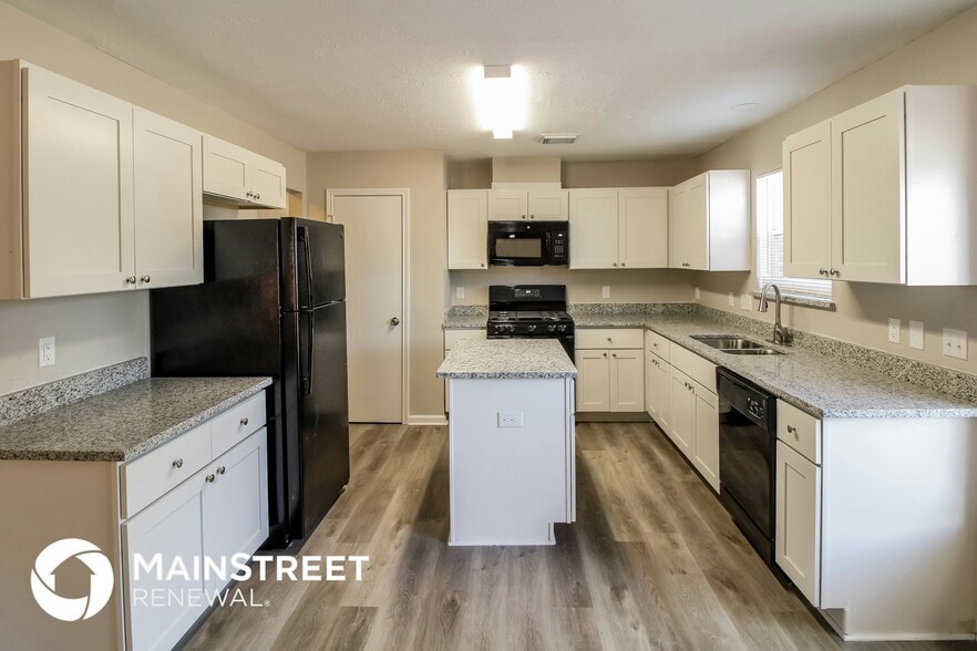 Building Photo - 2910 Fawn Ct