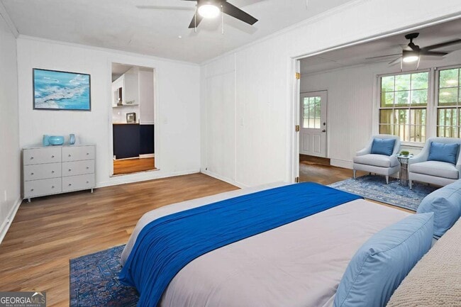 Building Photo - 209 N Lee St