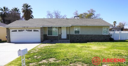 Building Photo - Cute Home on Corner Lot