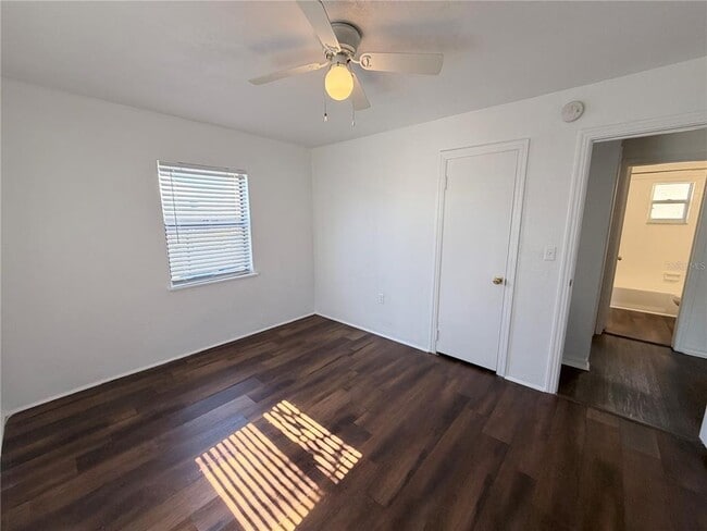 Building Photo - 2240 Jungle St