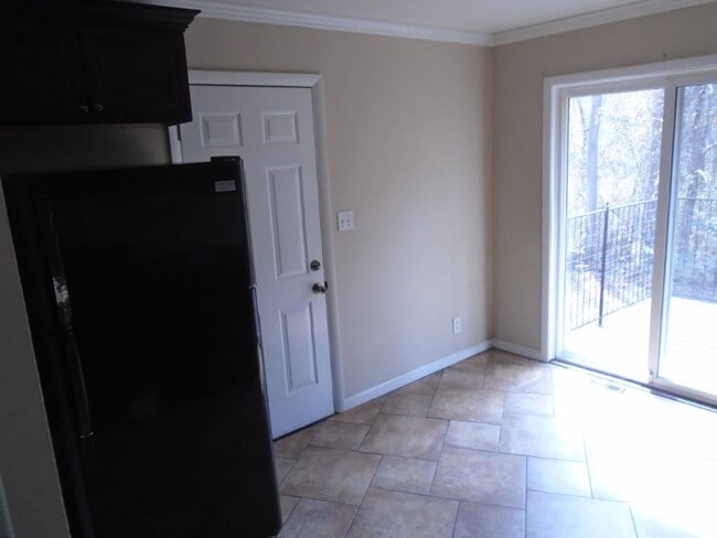 Building Photo - 4325 Pine Meadow Dr