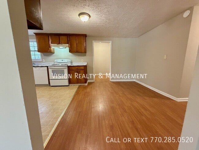 Building Photo - 219 Harmon Ave