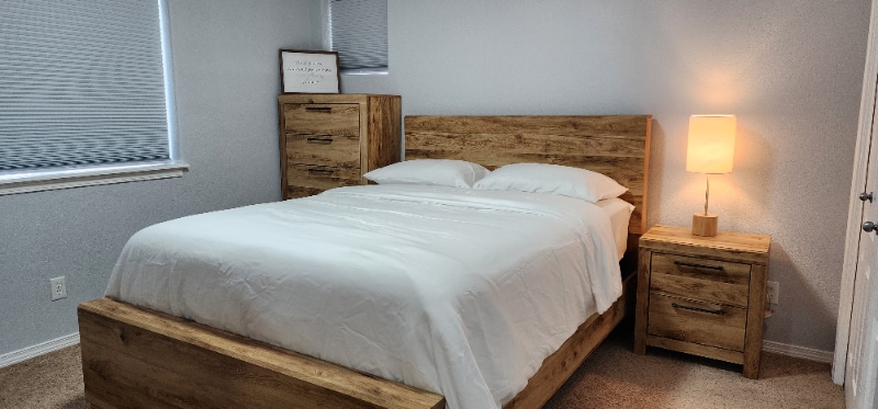 Building Photo - 1122-1122 SW Mayflower