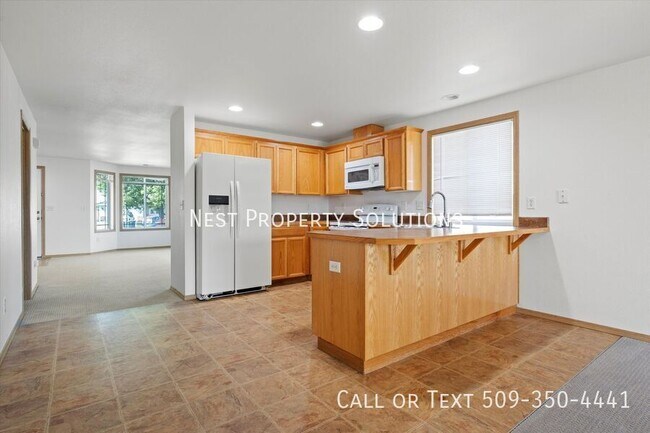 Building Photo - 416 E Linden Ave
