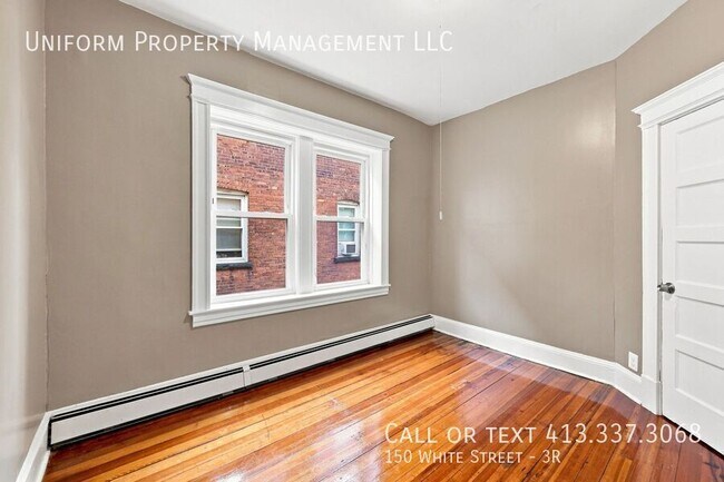 Building Photo - 150 White St