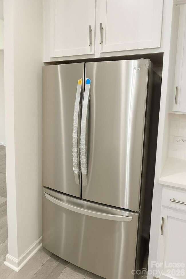 Building Photo - 14229 Whistling Teal Dr