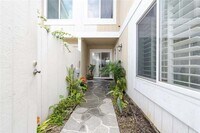Building Photo - 3742 Montego Dr