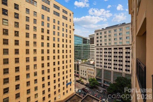 Building Photo - 230 S Tryon St
