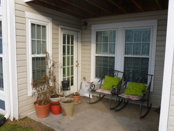 Building Photo - 5610 Avonshire Pl
