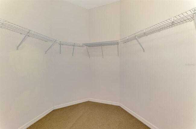 Building Photo - 4350 Iola Dr