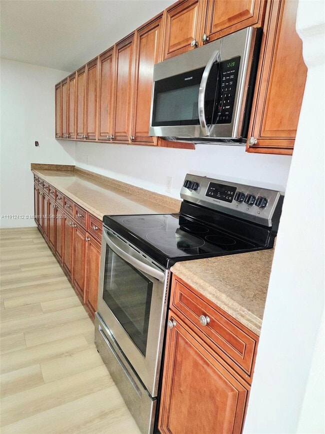 Building Photo - 6432 Dewey St