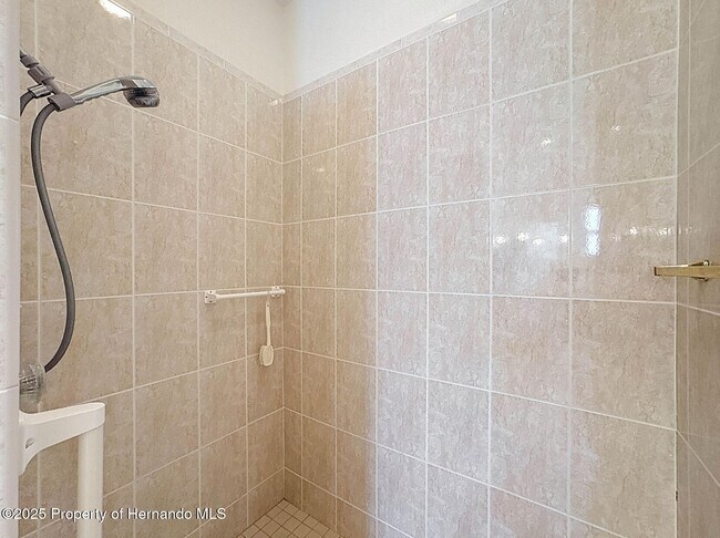 Building Photo - 9237 Penelope Dr