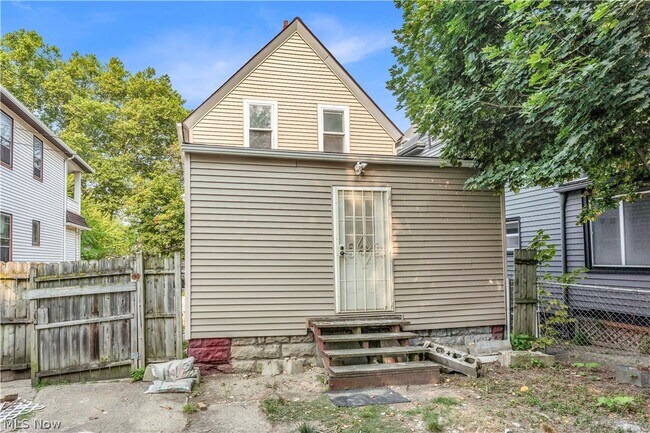Building Photo - 3153 W 103rd St