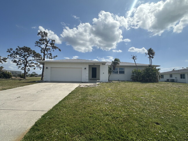 Building Photo - Beautiful 2-bedroom, 2-bathroom in Rotonda...