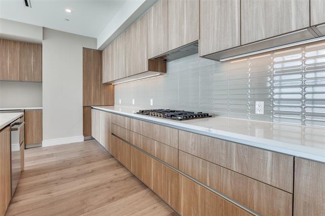 Building Photo - 3003 Maple Ave