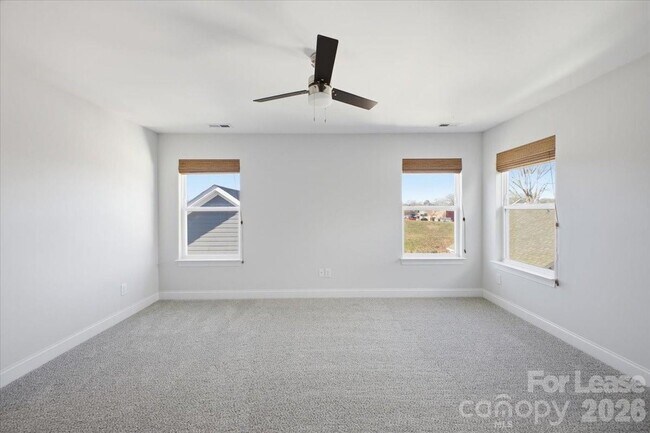 Building Photo - 1152 Township Pkwy