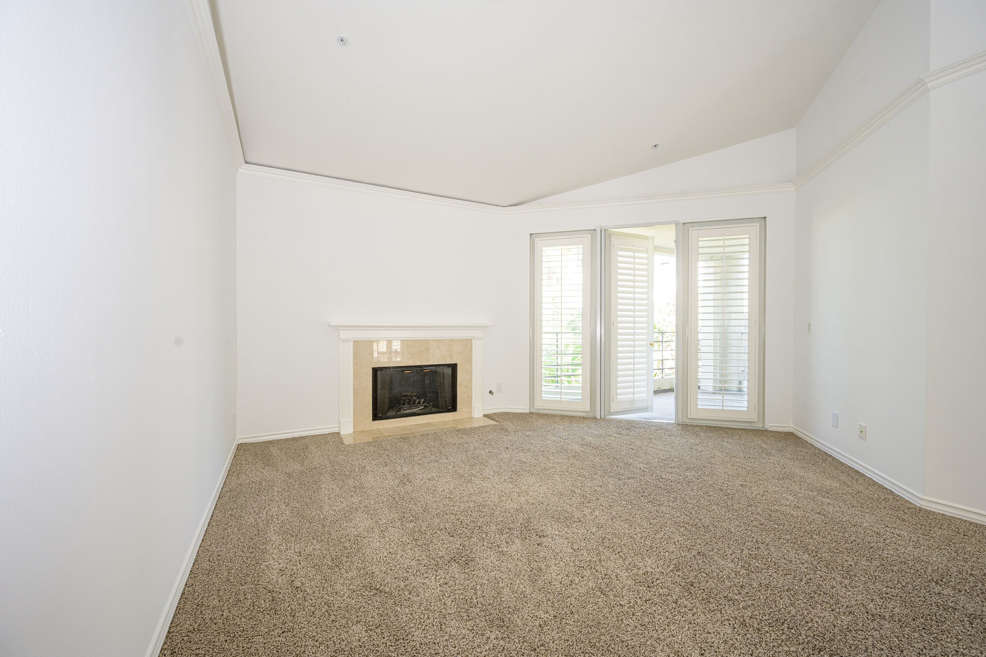 Building Photo - 2243 Martin