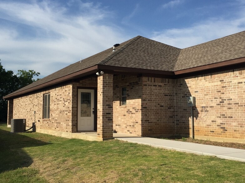front door - 308 Candlewood Cir
