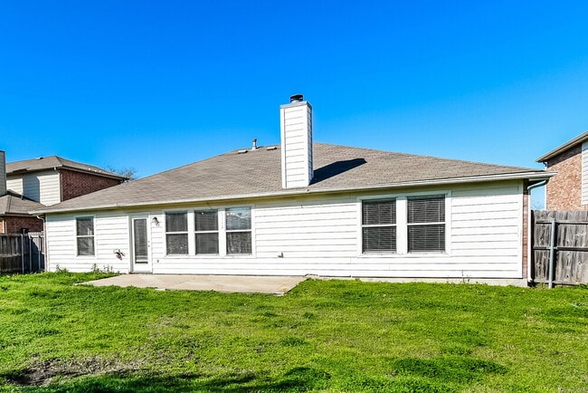 Building Photo - 2010 Preston Trail