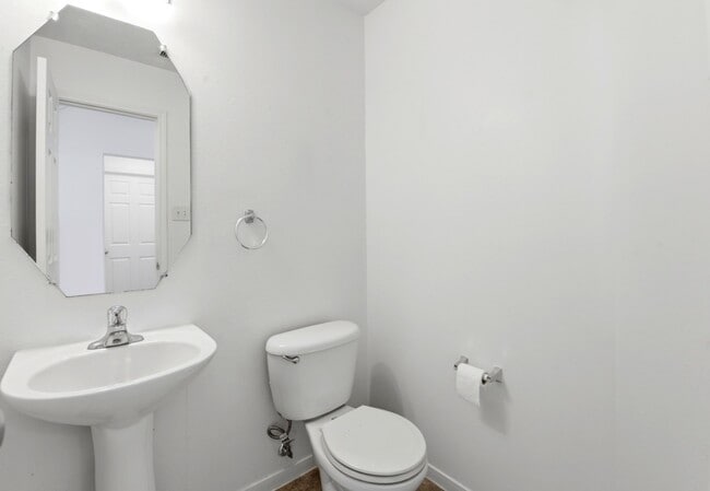 Building Photo - 22102 Bridgestone Crossing Dr