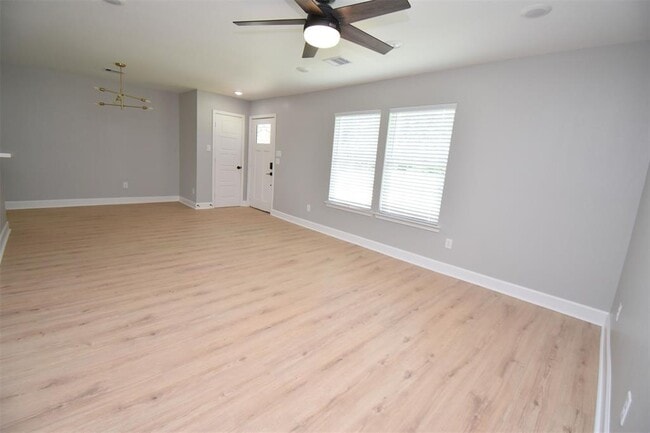 Building Photo - 5430 N Crooked Creek Dr