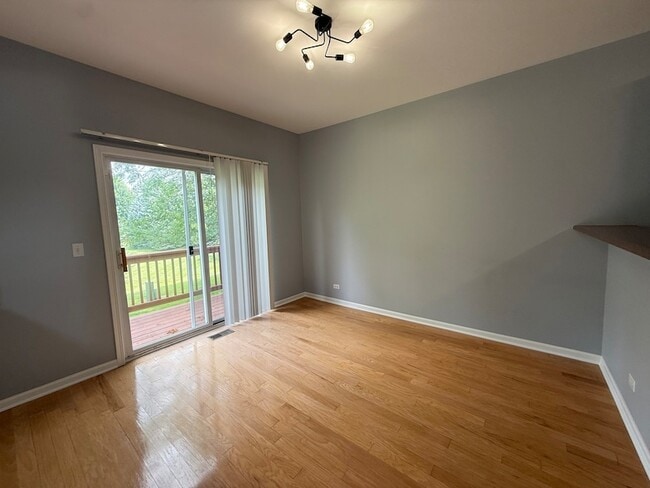 Building Photo - 2250 Stoughton Dr